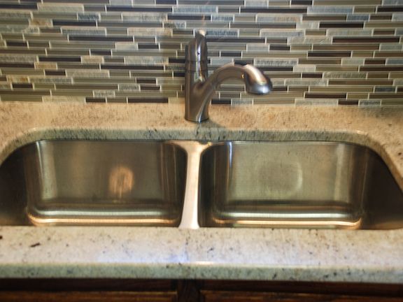 Granite Counter / Stainless