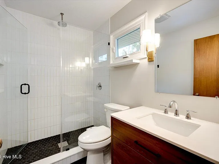 933 Campbellton Dr — Photo 21