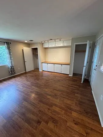 4 bed, 1504 sqft, $2,400 — Photo 3