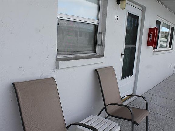 3rd image of 5286 81st St N APT 17