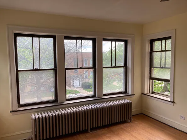 5624 N Saint Louis Ave APT 2, Chicago, IL 60659