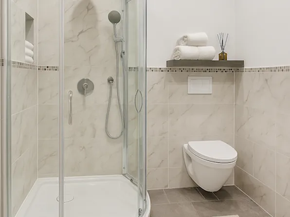 9 East 62nd Street image 8 of 16