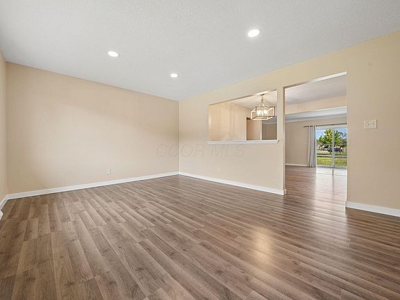 5th image of 1468 Bolenhill Ave