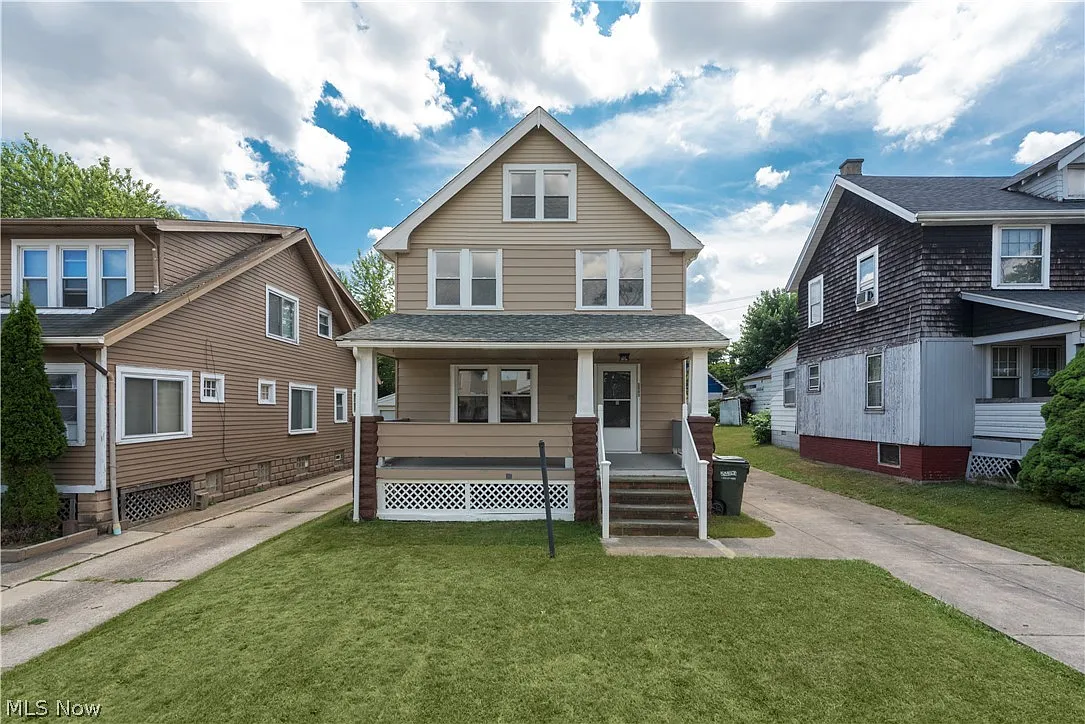 5543 Clement Ave photo 1