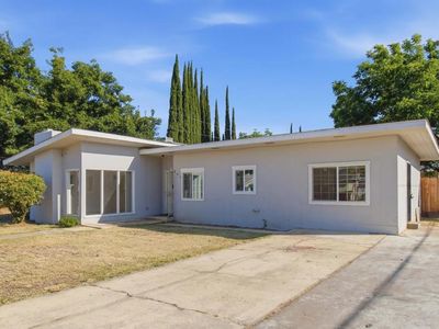 889 E 23rd St, Merced, CA, 95340