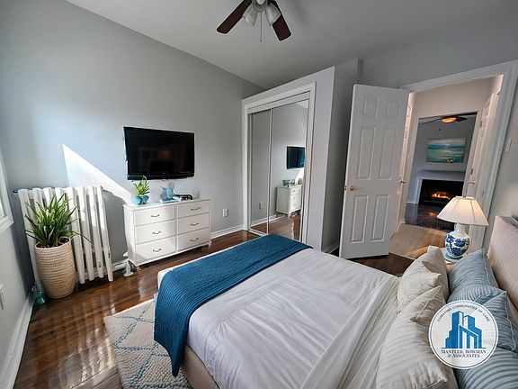 2nd image of 2150 Queen St E #23
