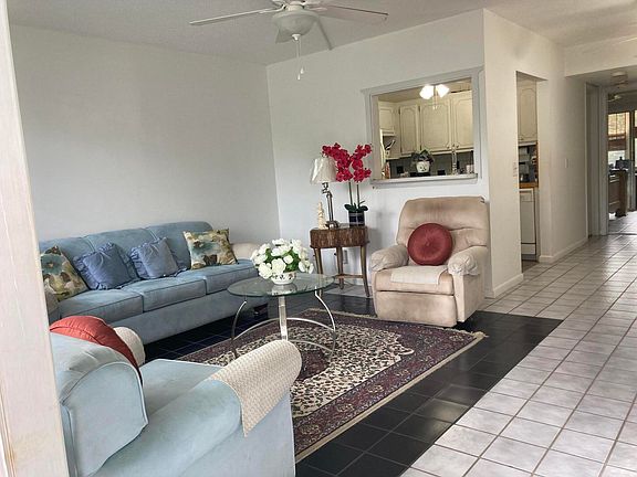 5th image of 26 Oakridge C #26