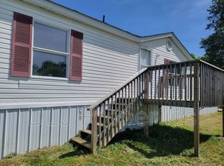 1382 Providence Rd, Sevierville, TN 37876