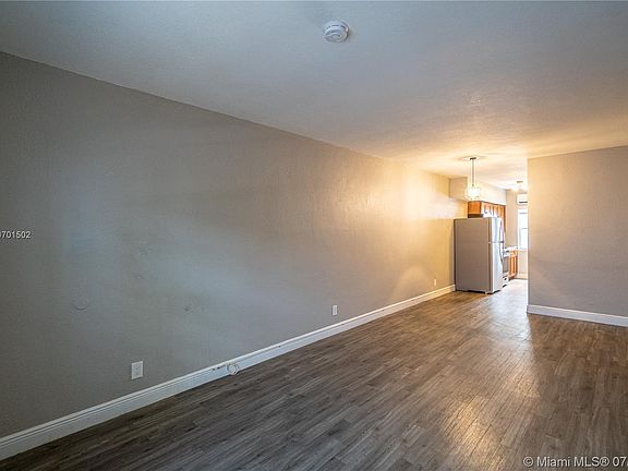 4th image of 1348 Drexel Ave APT 6