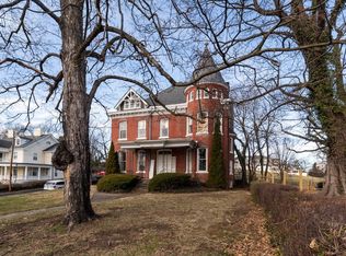 204 N Coalter St, Staunton, VA 24401