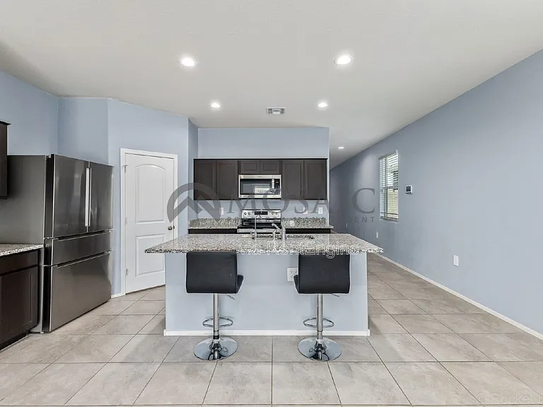 35349 W San Alvarez Ave — Photo 14