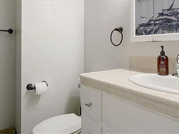 5th image of 8860 La Riviera Dr
