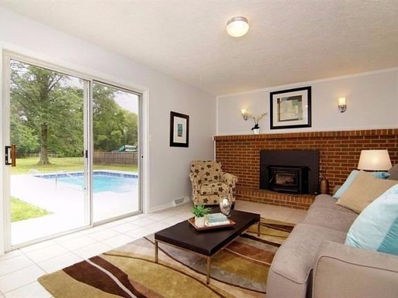 5th image of 1168 Pleasant Cir