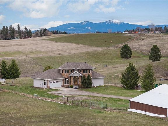 3rd image of 7303 E Bigelow Gulch Rd