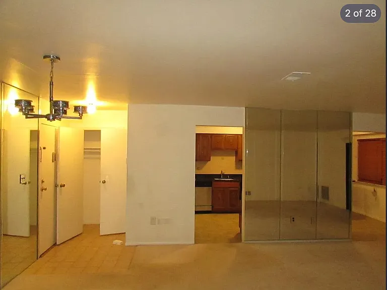 102 Sharon Garden Ct #102 — Photo 4