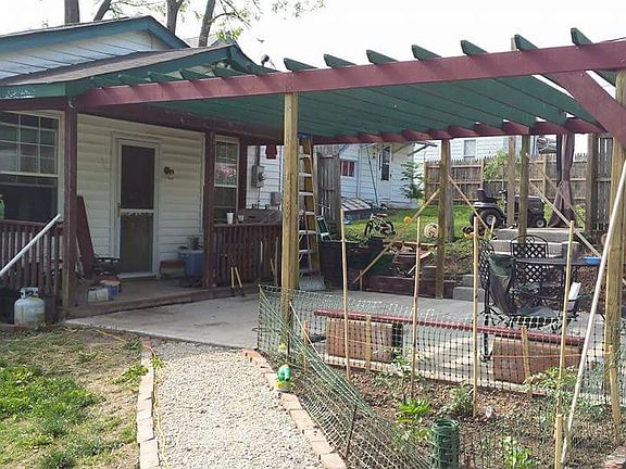 3rd image of 810 N 4th St