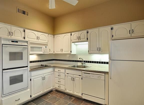 4th image of 10720 Park Village Pl APT C