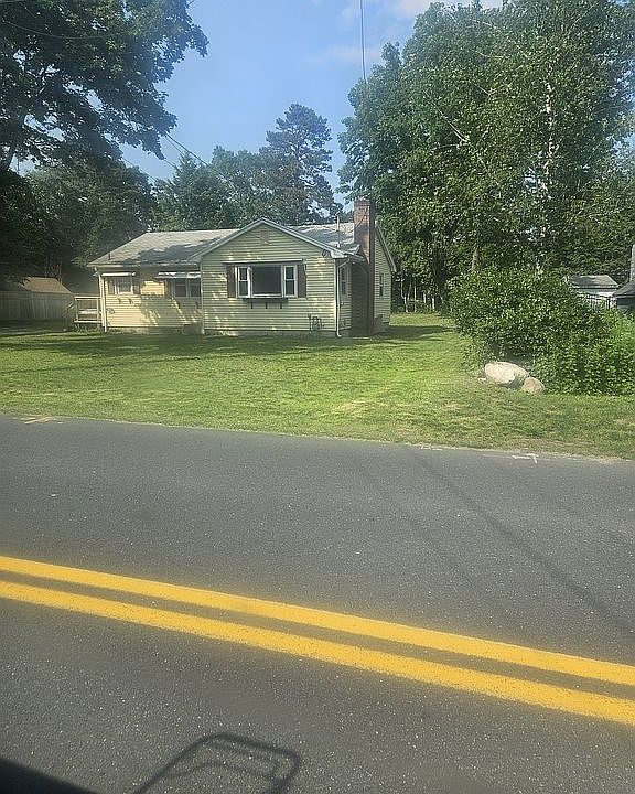 1037 Shaker Rd, Street view