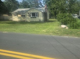 1037 Shaker Rd, Westfield, MA 01085