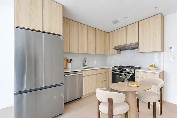 Kitchen, photo 2