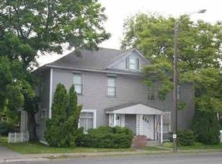 1708 N Ash St APT 4, Spokane, WA 99205