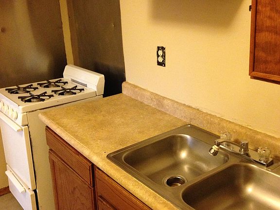 2nd image of 3078 Mason St APT 5