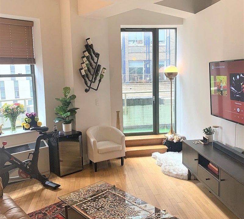 1st image of 99 John St APT 1113