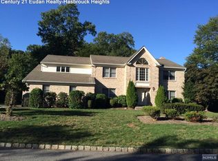 10 Katharina Pl, Washington Township, NJ 07676