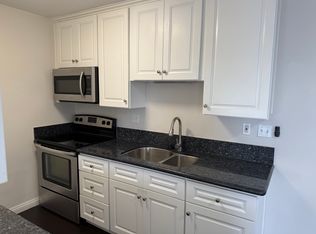 201 Ocean Ave #9, Seal Beach, CA 90740