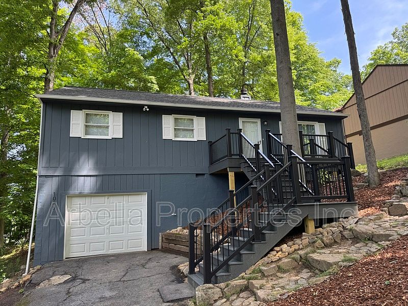 1st image of 1029 Surmont Ct