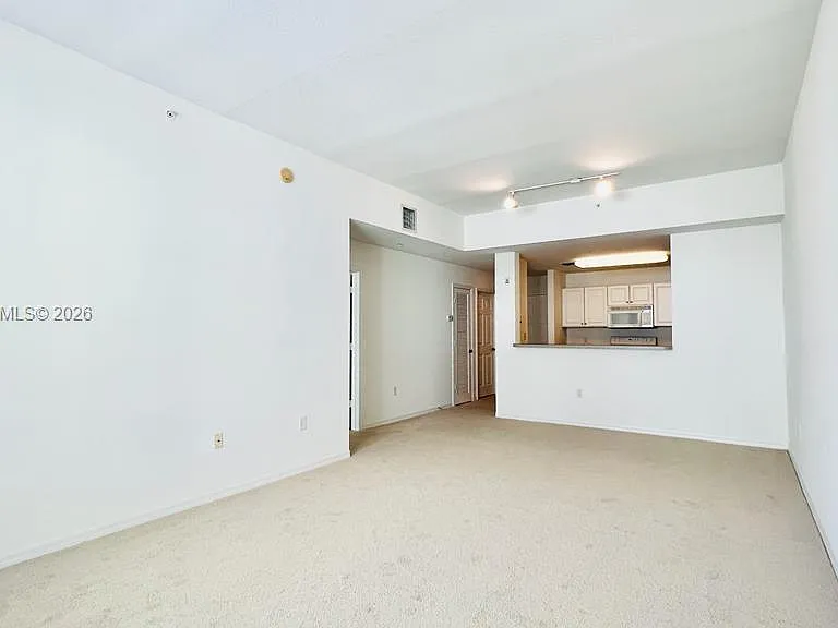 1209 Main St #315 — Photo 5