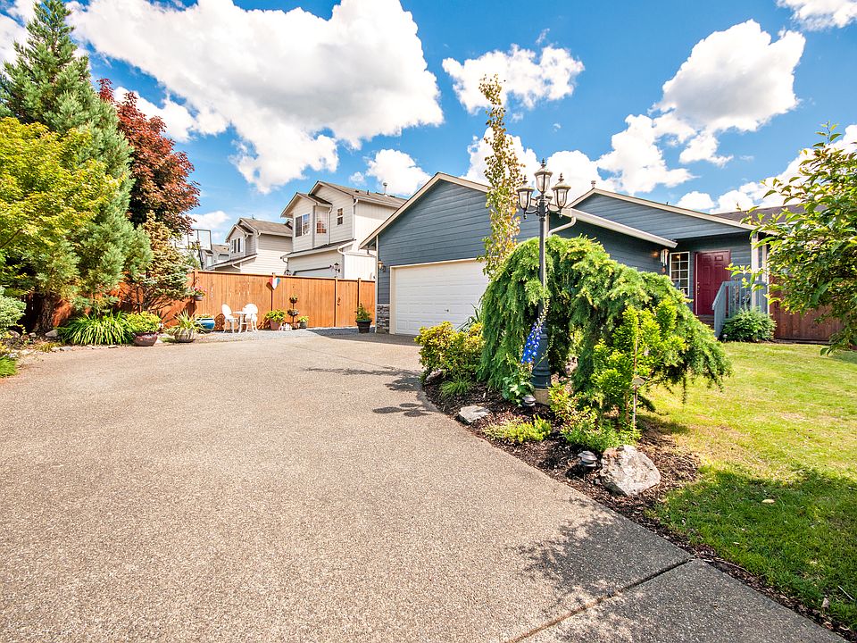 1st image of 11116 18th St SE
