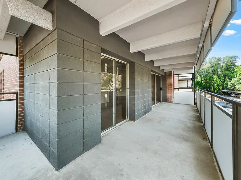 Luxe Tower apartments — Photo 11