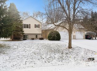 7243 256th St, Wyoming, MN 55092