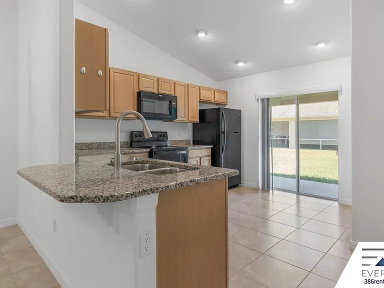 14 Uniontin Ct #B — Photo 9