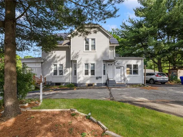 243 Killingly St, Providence, RI 02909