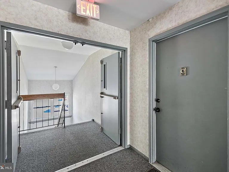 2032 Old Stone Mill Dr #2032 — Photo 8