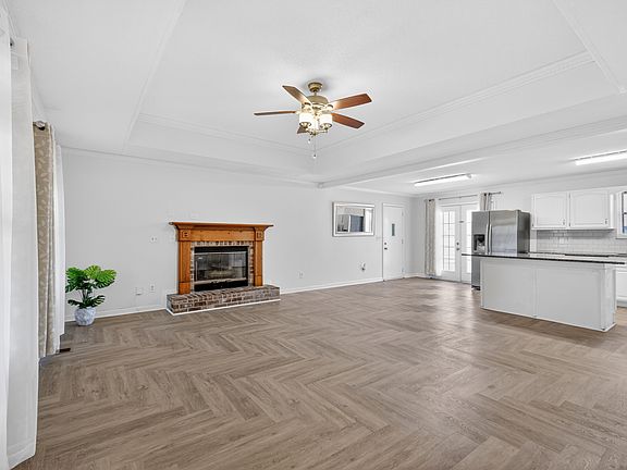 2nd image of 1352 Farmwood Dr