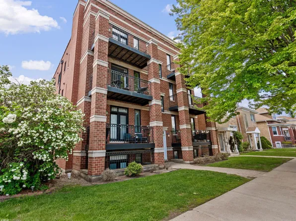 5691 W Higgins Ave Unit 2W, Chicago, IL 60630