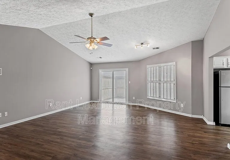 3534 Cave Hill Pl — Photo 7
