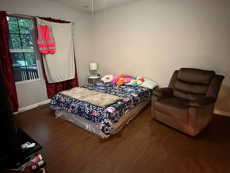807 Trammell St — Photo 11