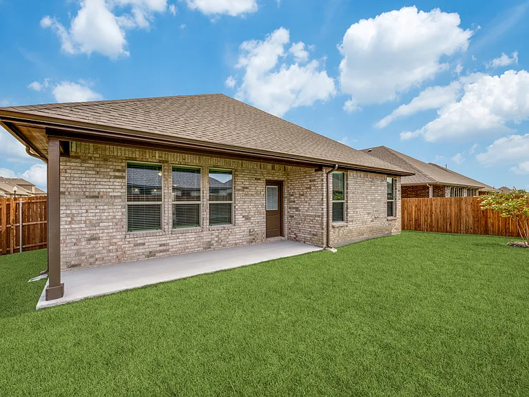 5242 Crystal Lake Ave — Photo 12