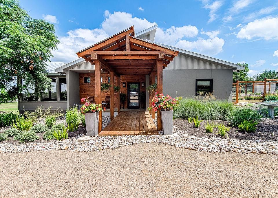 240 Royal Oaks Loop, Fredericksburg, TX 78624 MLS 88629 Zillow