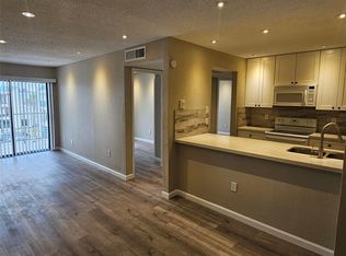 2816 S Bartell Dr APT 33, Houston, TX 77054