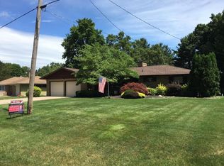 2490 Ottawa Trl, Hastings, MI 49058