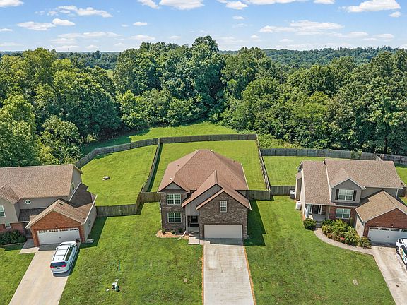 5th image of 789 Banister Dr