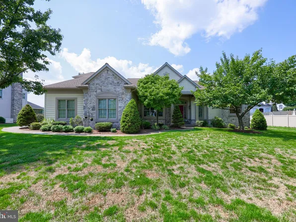 2016 Mallard Dr, Lancaster, PA 17601