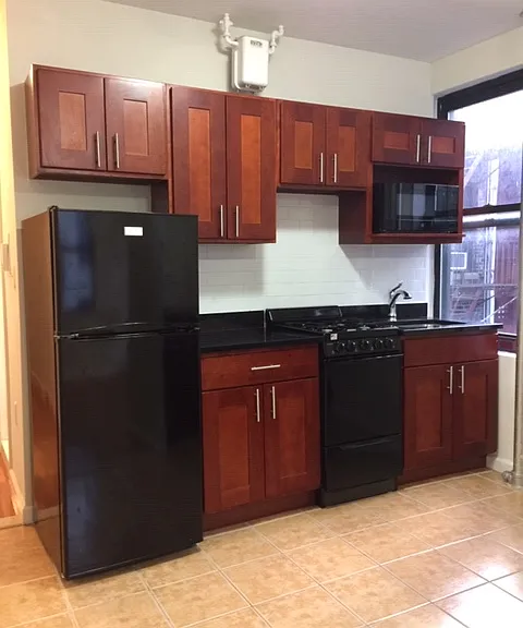 210 Thompson St #5DN — Photo 6