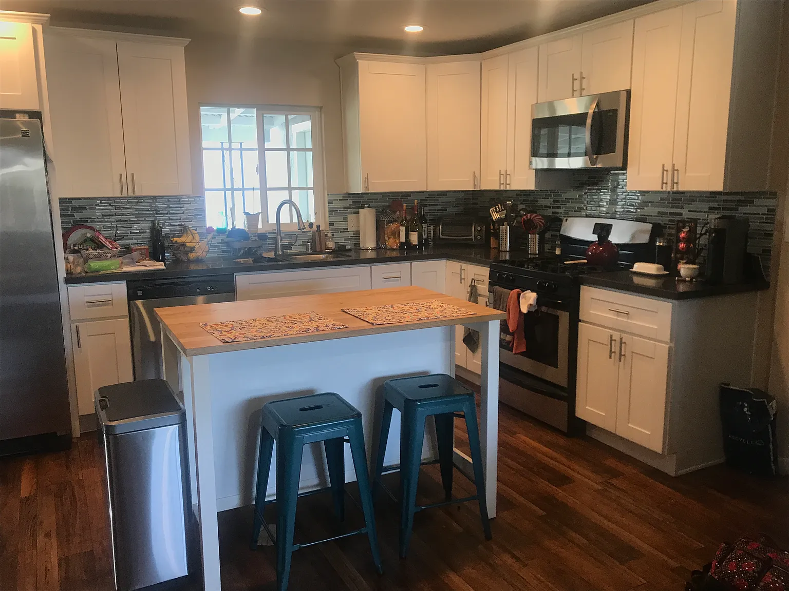 3 bed, 1150 sqft, $1,100 — Photo 4