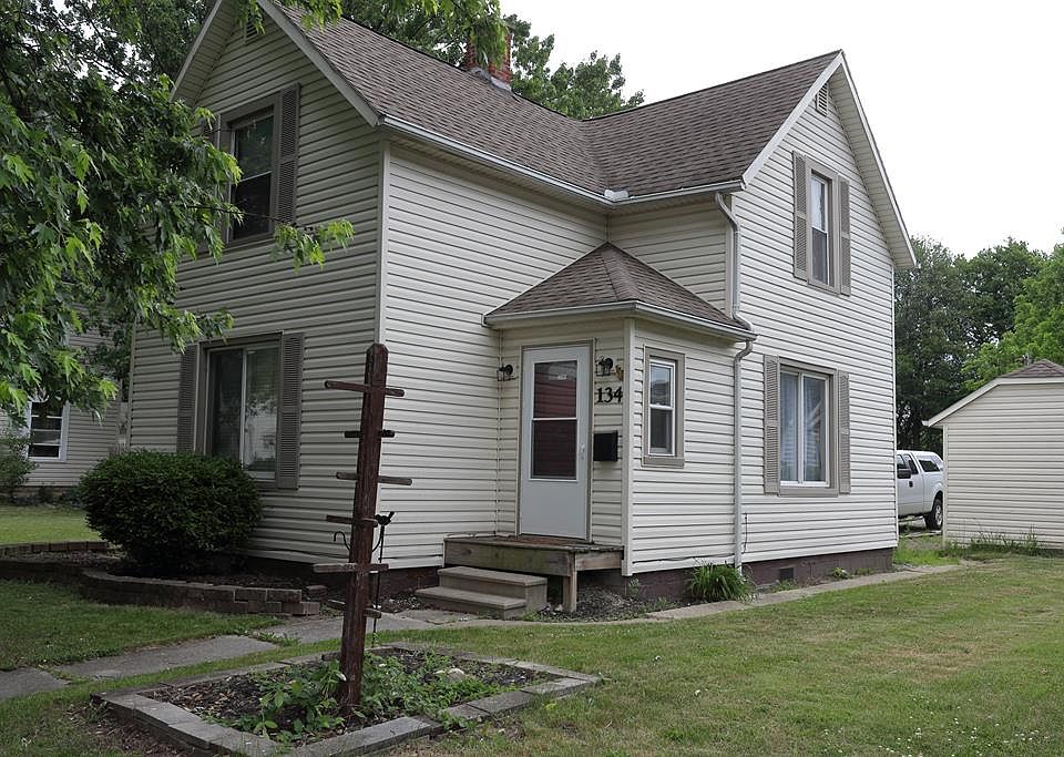 1st image of 134 Lincoln Ave
